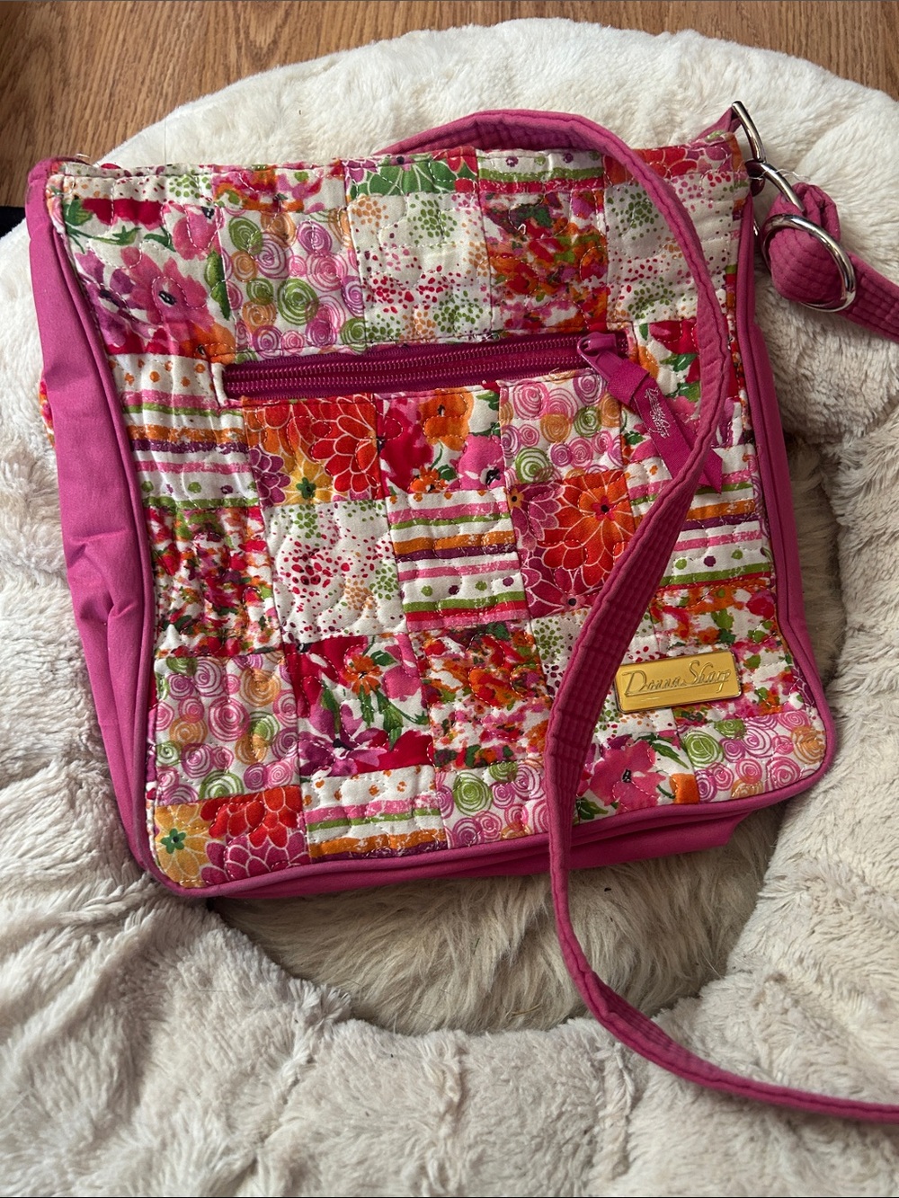 Darae Sage Pink Floral Quilted Crossbody Bag